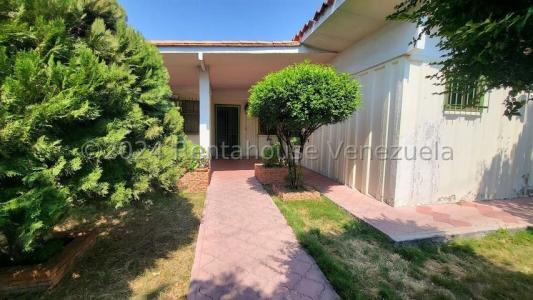 Casa en Venta en Urb. Fundación Mendoza-Cod. 24-20906-José Viloria., 567 mt2, 5 habitaciones