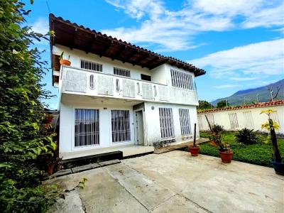 Casa en Urb Colinas de Bellomonte  Pueblo Nuevo , 300 mt2, 4 habitaciones