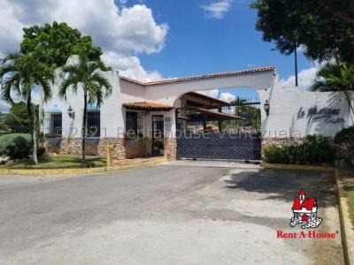 CASA EN VENTA TURMERO URB LA MANTUANA COUNTRY CLUB 23-4499 AP, 252 mt2, 4 habitaciones