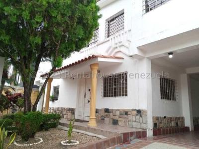 Casa venta con  Pozo de agua  con sus sistema de hidroneumatico , cantv y Aba activo c Chalet Countr, 600 mt2, 7 habitaciones