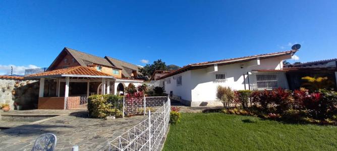 Hermosa Casa en Guataparo Country Club, Valencia, 680 mt2, 5 habitaciones