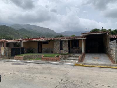 Norail Machado Vende Casa en Parque Campestre la Cumaca , 504 mt2, 5 habitaciones