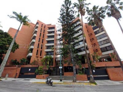 Apartamento en Venta Santa Eduvigis MLS #21-26009, 526 mt2, 4 habitaciones