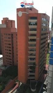 SE VENDE APARTAMENTO ZONA LA LAGO MARACAIBO, 4 habitaciones