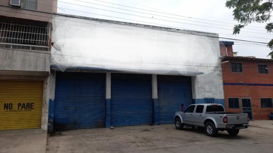 VENDO GALPON PUERTO LA CRUZ AV. MUNICIPAL, 557 mt2