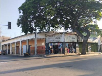 Locales comerciales venta centro Barquisimeto 23-10055 04145265136 LD, 924 mt2