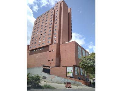 EN VENTA LOCAL COMERCIAL /CONSULTORIO 31 mts Ubicado Terras Plaza, 31 mt2, 3 habitaciones