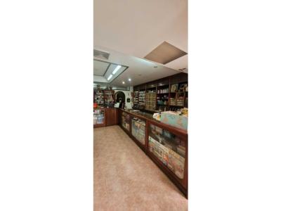 Venta/local comercial con inventario / Santa Paula / El Cafetal, 60 mt2, 2 habitaciones