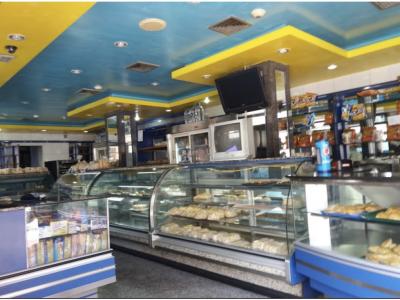 Vendo Local y Fondo de Comercio Panadería, Pastelería en Chacaíto , 150 mt2