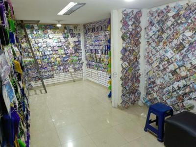 Local Comercial en Venta en C.C Gran Bazar-Maracay-Cod. 24-21275., 14 mt2