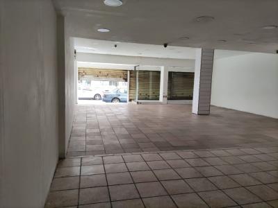 SAMIR TROSEL VENDE LOCAL COMERCIAL EN IMPORTANTE VIA DE ALTO TRAFICO EN PLENO CENTRO DE VALENCIA CAR, 300 mt2