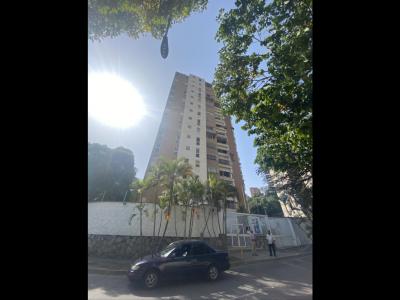 Venta apartamento en Macaracuay, 127 mt2, 4 habitaciones
