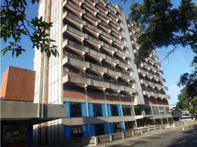 Oficina elegantemente amoblada en Venta - Av. Bolivar Norte, 60 mt2