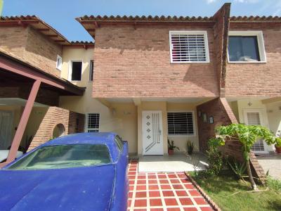 TownHouse en Res. Villa Jardín, San Diego. ATTH-278