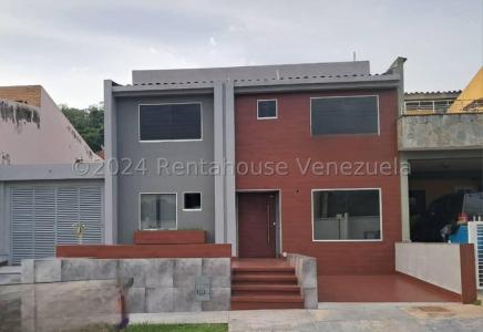 Townhouse venta  Parque Mirador Pozo de agua, Planta 50% Valencia Carabobo Leida Falcon LF24-27300, 340 mt2, 4 habitaciones