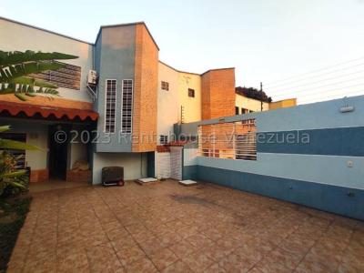 Town-House en Venta en Urb. San Pablo-Turmero-Cod. 23-26976-José Viloria., 110 mt2, 3 habitaciones