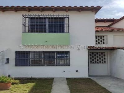 Townhouse  venta  en conjunto cerrado Parqueserino San Diego Carabobo Leida Falcon LF24-20363, 80 mt2