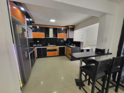 SAMIR TROSEL VENDE APARTOQUINTA EN URBANIZACION EL PARRAL EN CALLE CERRADA VALENCIA CARABOBO. SAMIR , 190 mt2, 4 habitaciones