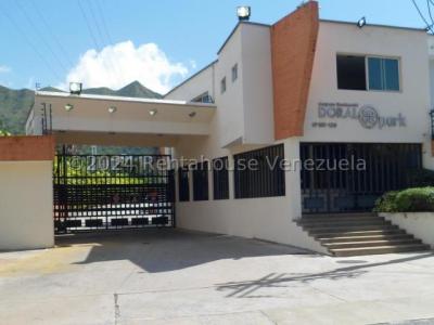 Cliff Livingston Asesor Inmobiliario Rent-a-house Alquila Amplio, Cómodo Y Espectacular Townhouse Ub, 162 mt2, 3 habitaciones