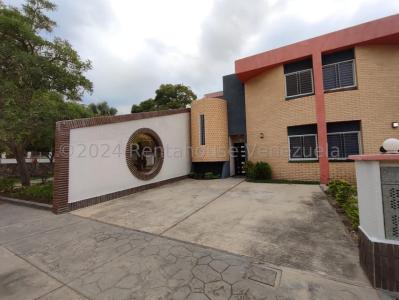 Townhouse en venta ubicado en Sabana Del Medio San Diego Carabobo Venezuela Cod 24-18982, 143 mt2, 3 habitaciones