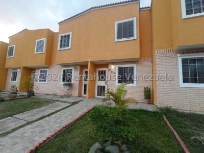 Townhouse en venta ubicado en Parque Valencia Carabobo Venezuela Cod 25-3695, 63 mt2, 2 habitaciones