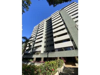 Vendo Apartamento Remodelado y Actualizado en Los Naranjos , 131 mt2, 4 habitaciones