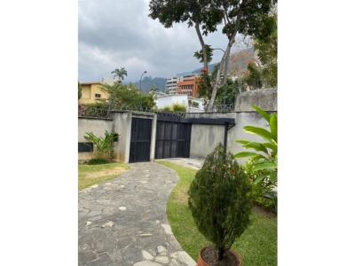 Vendo casa en Altamira Av. Luis Roche 720m2T/500m2C.,Para Actualizar, 720 mt2, 6 habitaciones