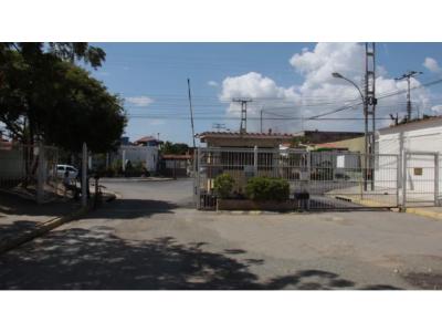 Casa para remodelar Urb Corinsa - Casiquiare, Cagua, 240 mt2, 3 habitaciones