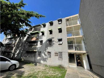 Venta de Apartamento en Caña de Azúcar Estado Aragua, 81 mt2, 4 habitaciones