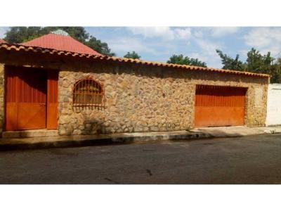 Casa en venta villa de cura Estado Aragua, 380 mt2, 5 habitaciones