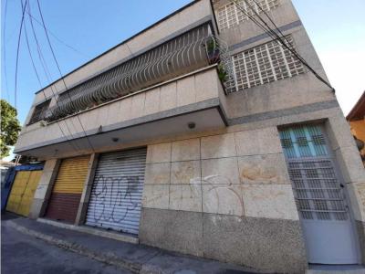 Edificio con apartamento y locales comerciales,  El Limón,  Aragua, 413 mt2, 3 habitaciones