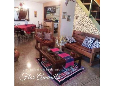Casa en Flor Amarillo en Urb. Rafael Urdaneta C47, 134 mt2, 5 habitaciones