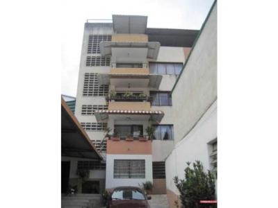 Vendo Amplio y cómodo Apartamento, San Pedro de los Altos Los Teques, 120 mt2, 4 habitaciones