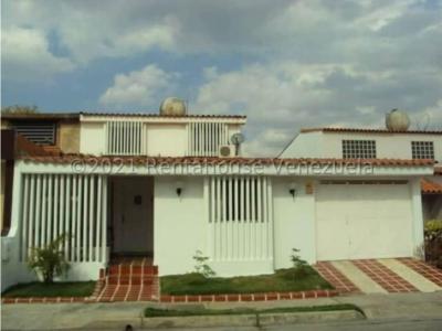 Casa en venta Zona Este Barquisimeto 22-5535   jrh, 350 mt2, 5 habitaciones