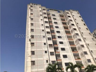 Apartamento en Venta Barquisimeto Este, Res. Arcoiris 22-17491   AS-1, 102 mt2, 3 habitaciones