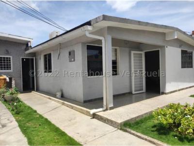 Casa en Venta Barquisimeto Este. URb. Fundalara 22-26614 AS-1, 275 mt2, 3 habitaciones