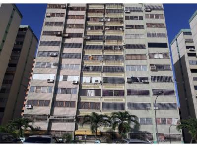 En venta apartamento en Resd. Don Bosco Código: 451932, 78 mt2, 3 habitaciones
