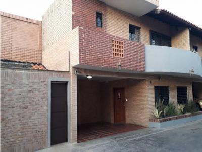 Town House en Mañongo, Valencia Carabobo. Novus: 422085, 350 mt2, 4 habitaciones