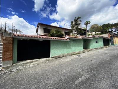 Casa En Venta - Colinas Santa Mónica 420 Mts2 C. / 725 Mts2 T. Caracas, 420 mt2, 7 habitaciones