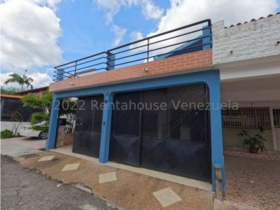 Casa en Venta La Rosaleda Barquisimeto 23-9821 RM 04145148282, 147 mt2, 4 habitaciones