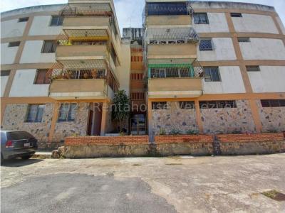 Apartamento en venta Centro Cabudare 23-8862 RM 04145148282, 103 mt2, 3 habitaciones