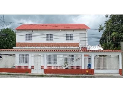 Casa en Alquiler Los Pinos Cabudare 23-8641 M&N 04145093007, 418 mt2, 3 habitaciones