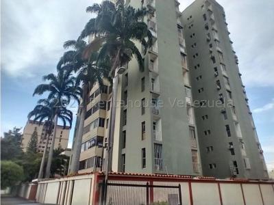 Apartamento venta av. Los Leones Barquisimeto 23-5204 04145265136 LD, 130 mt2, 4 habitaciones