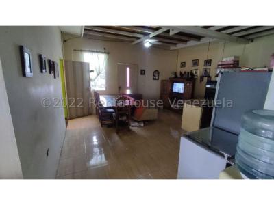 Casa en Venta Urb. Barici Barquisimeto 23-7825 M&N 04145093007, 350 mt2, 4 habitaciones