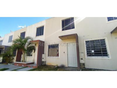 Casa en Venta Terrazas de la Ensenada Barquisimeto #23-3723 DFC, 62 mt2, 2 habitaciones