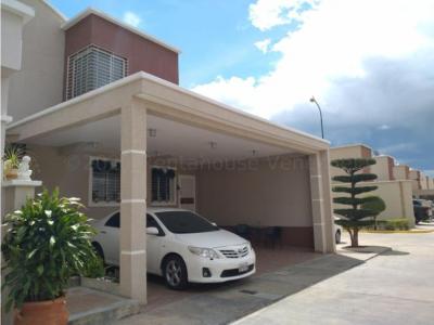Casa en Venta Ciudad Roca Barquisimeto  22-9784 N&M 04245543093, 360 mt2, 4 habitaciones