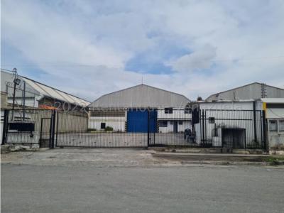Galpón en Alquiler Zona Industrial Barquisimeto 23-5284 *JCG*, 1800 mt2