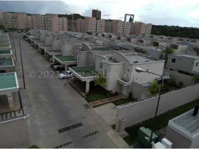 Casa en Venta Ciudad Roca Este de Barquisimeto M&N 22-894 04245543093, 241 mt2, 5 habitaciones