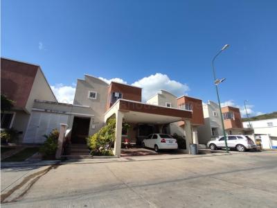 Casa en venta Ciudad Roca Barquisimeto #22-14482 DFC, 180 mt2, 4 habitaciones