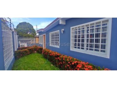Casa en venta Fundalara Barquisimeto #22-3341 DFC, 304 mt2, 4 habitaciones